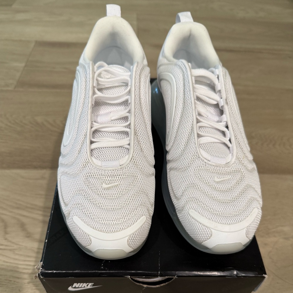 Nike Air Max 720 White - Women’s Size 7.5 - NEVER WORN